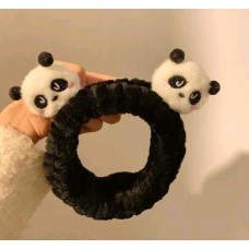 karakter bandana panda